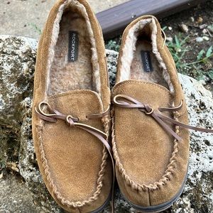 Rockport Tan Moccasin Style Slippers in size 9.5-10